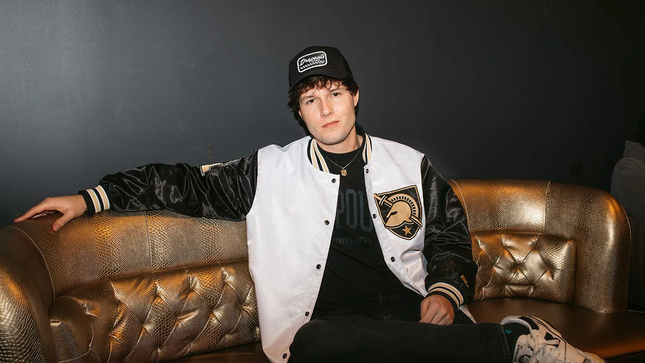 zach-justice-height-real-height-facts-comparisons-and-public-buzz